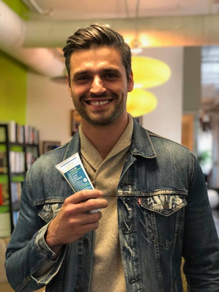 Peter Kraus of The Bachelorette Opens Up About Mental Health, Struggling With Acne and Using Kamedis Products